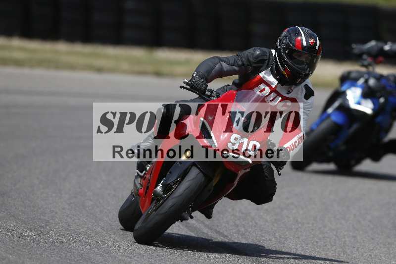 /21 17.06.2026  Ducati Schweiz Track Warmup ADR/Gruppe gruen/910